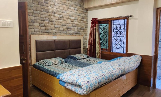 Shimla Haus | Mehdudia Guest House