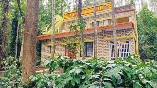 Yercaud Haus | Memmsta S.P Resort Inn