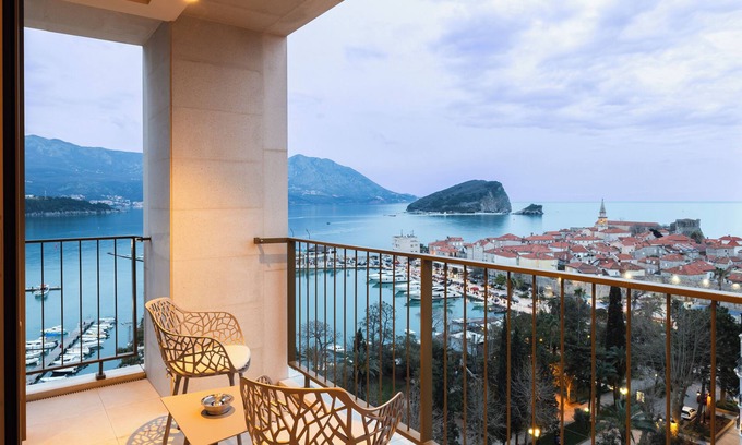 Budva Hotel | Merit Starlit Hotel Casino & SPA
