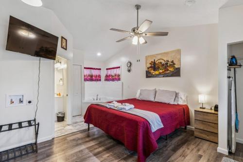 Geneva-on-the-Lake Wohnung | Merlot Cottage - GOTL Strip - Lover's Retreat