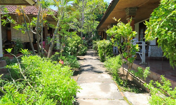 Kartika Plaza Hotel | Mertha Jati Hotel & Bungalow