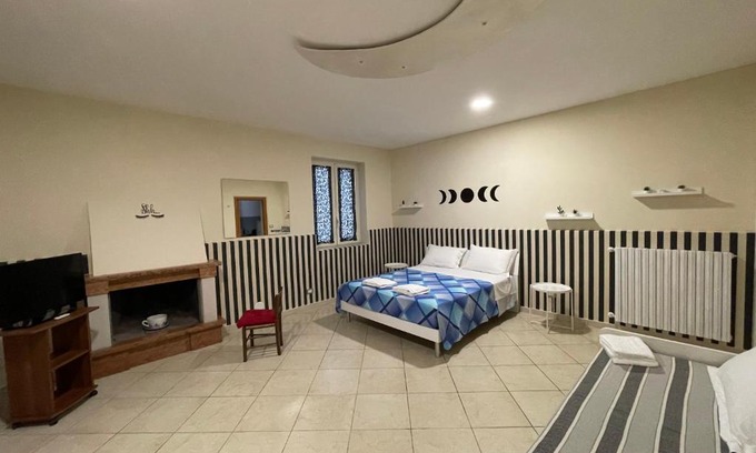 Baronissi Haus | Mezzaluna Guest House