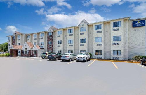 Cordova Hotel | Microtel Inn & Suites by Wyndham Cordova Memphis I-40 East