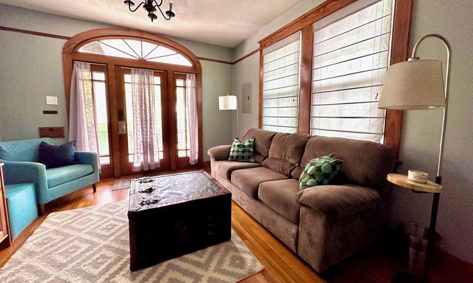 Mid-City Wohnung | Mid City 2 BR in schönen Arts and Crafts House