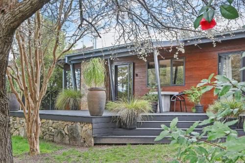 Beechworth Haus | Millie & Pips Beechworth Bungalow