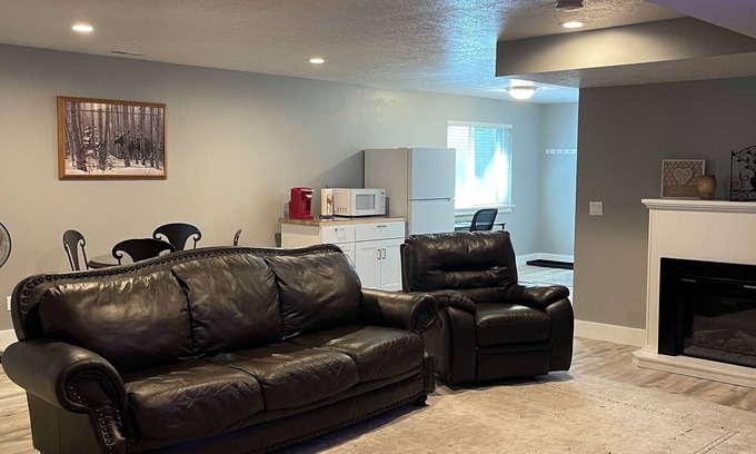 Millville Wohnung | Millville Charming Suite close to Logan downtown, USU, & Logan Canyon.