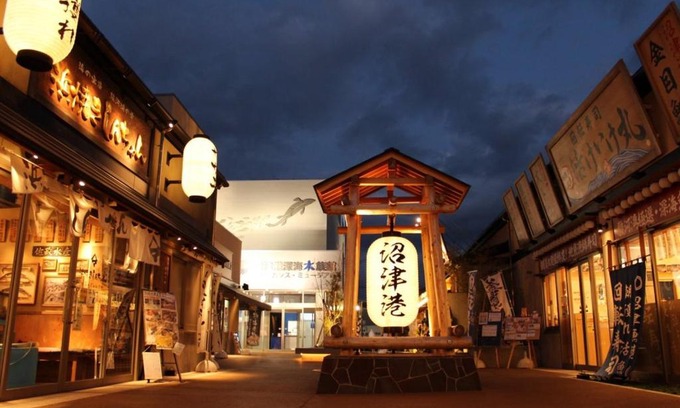 Numazu Haus | Minato Oasis Numazu/沼津観光の中心、伊豆観光の拠点に好立地！沼津港に位置し交通・飲食・コンビニ等至便です！