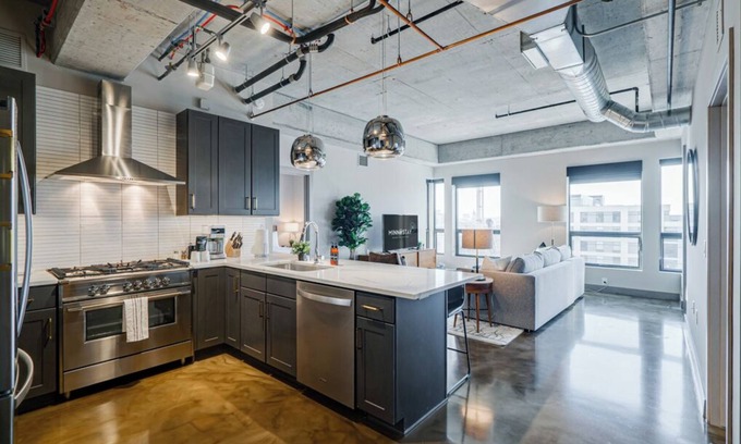 Warehouse District Wohnung | Minnestay * City Loft 75 ★ Privater Balkon + Blick auf die Mpls ★