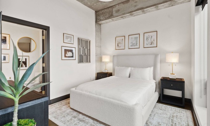 Warehouse District Wohnung | Minnestay * City Loft 74 | North Loop | Cafés, Restaurants, Bars und Unterhaltungsmöglichkeiten zu Fuß erreichbar