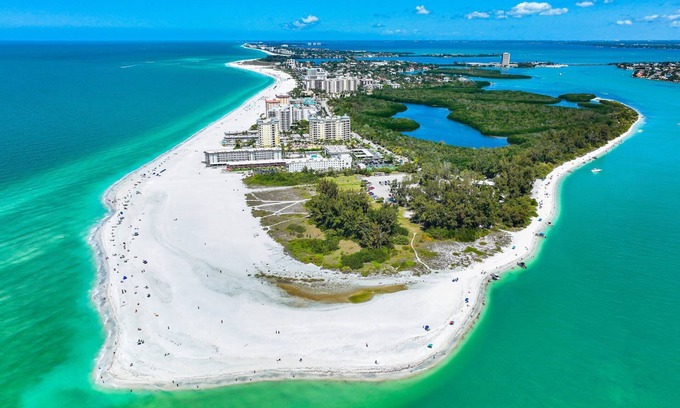 Siesta Key Village Eigentumswohnung | Minorga in Siesta Key Village