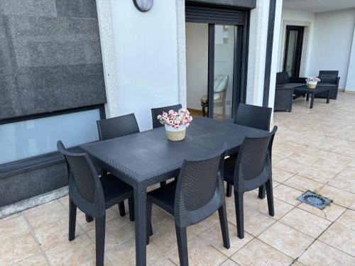 Moana Wohnung | Mirador playa do Con, Chill-Out de lujo, vistas al mar, con piscina y parking gratis