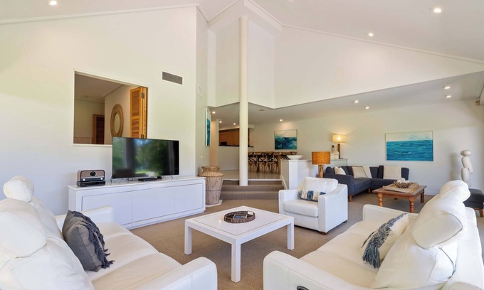 Port Douglas Villa | Mirage Resort Villa 145 with access to Sheraton Facilities
