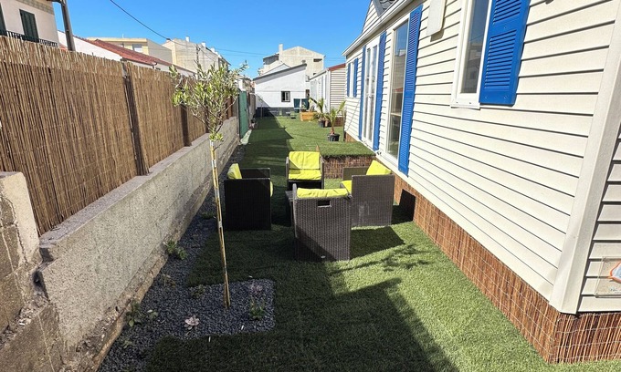 Pedrogao Haus | MobilHome 1 Comfortable 40 m from the Beach with Garden and Barbecue