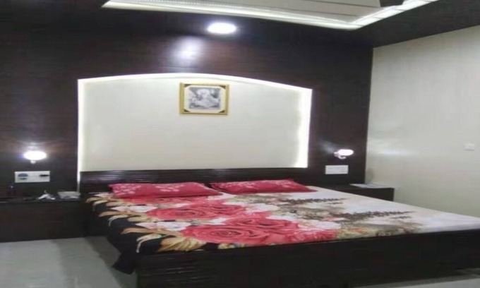 Kharar Wohnung | Modern Apartment with Kitchen & Wi-Fi – Perfect for Work & Relaxation