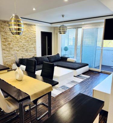 Michalovce Wohnung | Moderný 2-spálňový apartmán Twins White s balkónom