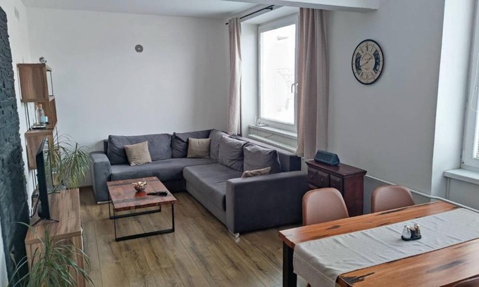 Presov Wohnung | Moderný apartmán s krbom a klimatizáciou