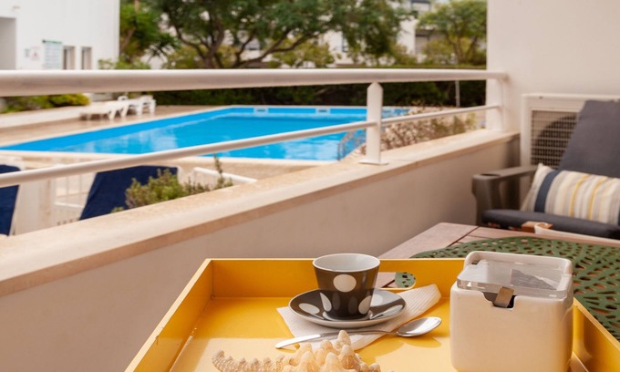 Santa Luzia Wohnung | Moderne 2-Zimmer-Wohnung mit Pool in Strandnähe