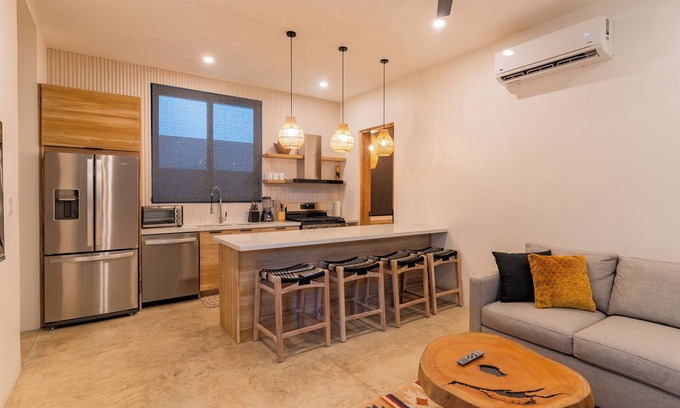 Playa Guiones Haus | Modern 2BR/1BA – Walk 2 Beach, Sleeps 6