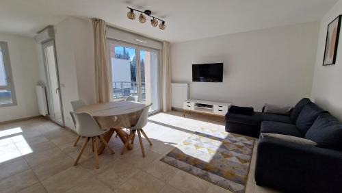 Divonne-les-Bains Wohnung | Modern and Comfortable 2-bedroom apartment near the center