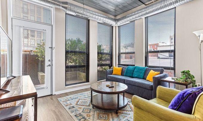 Old West Side Wohnung | Modern apartment with fitness center