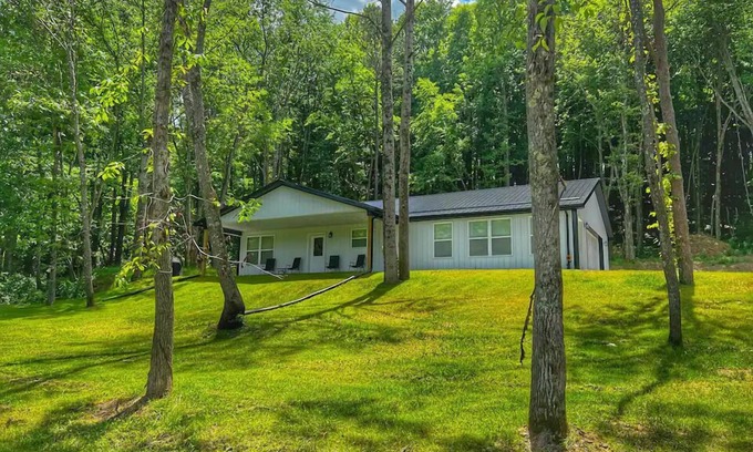 Lancaster Haus | Barndominium in the foot hills of The Hocking Hills Region