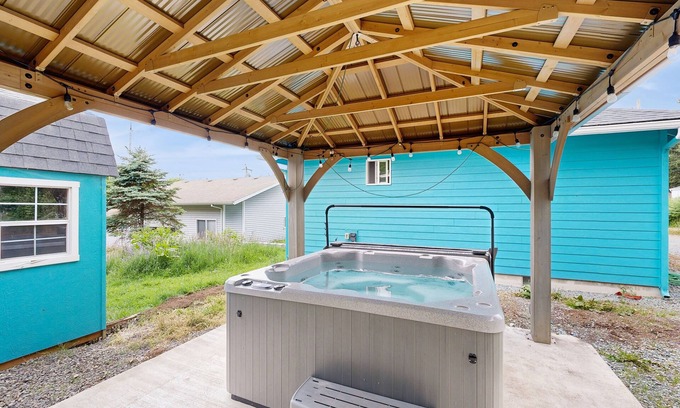 Rockaway Beach Haus | Modern Beach Cottage with a covered patio, fire pit, grill, & easy beach access