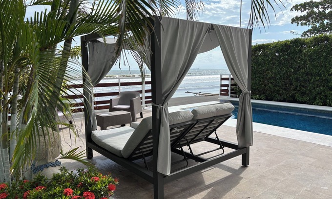 Cerro Plano Haus | Modern Beach House-Aslan's Country