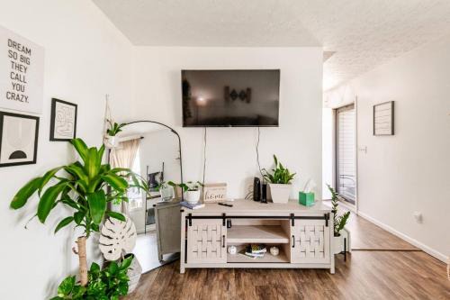 Grove City Haus | Modern Boho Retreat, in Grove City