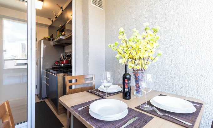 Jardim Aeroporto Wohnung | Modern, complete with Office, AC, and Gym