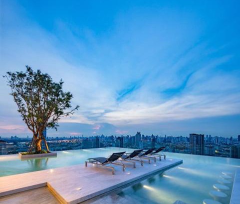 Phra Khanong Nuea Wohnung | Modern condo nr BTS ONNUT WIFI