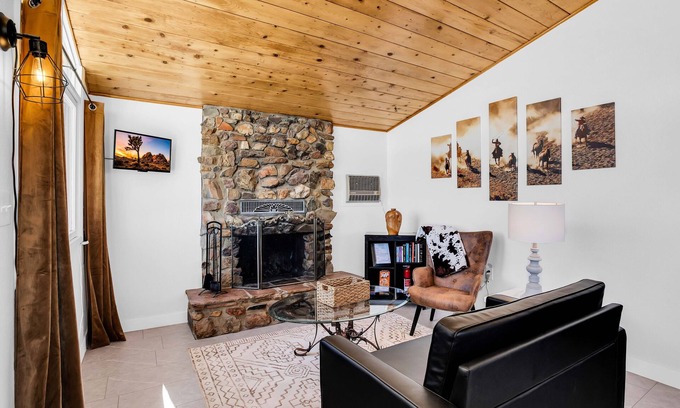 Yucca Valley Haus | Modern Cowboy Retreat