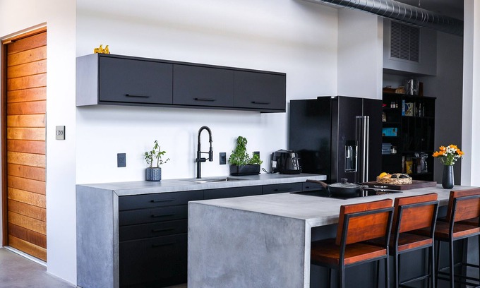 Saint David Haus | Modern Desert Home on 40 Acres, Newly Built & Close to Many Attractions