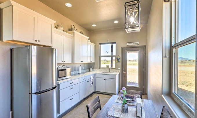 Elgin Haus | Modern Elgin Home: Walk to Wineries + Pets Welcome