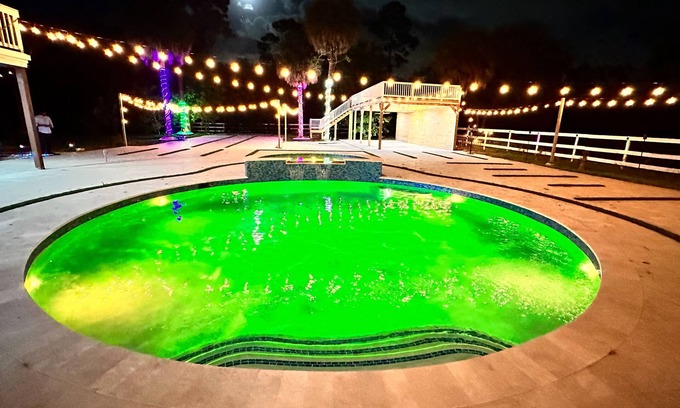 Greenacres Haus | Modern home with Swimming pool and 5 acre lot 🌴🌴🏊‍♂️ ❤️❤️