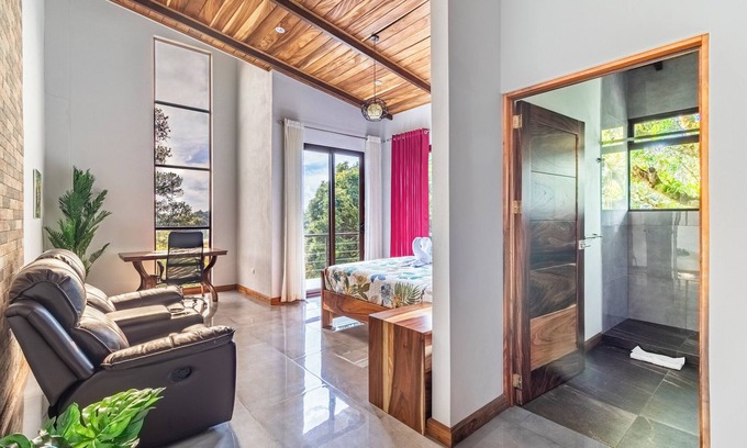 Quebrada Grande Sonstige | Modern house in a far