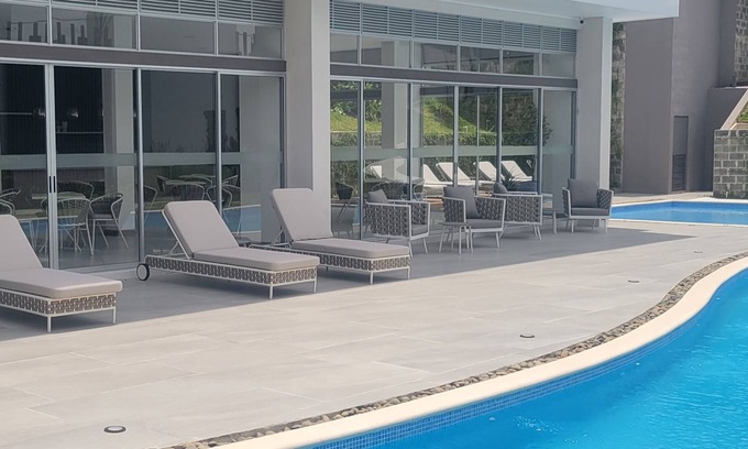 Ciudad Cariari Haus | Modern house in private condo