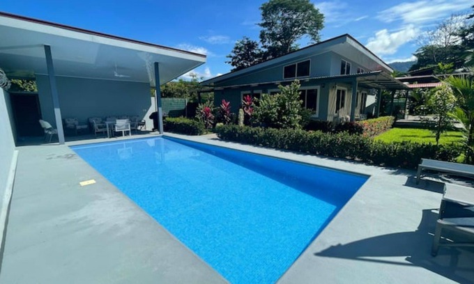 Uvita Haus | Modern house with pool and terrace in Uvita.