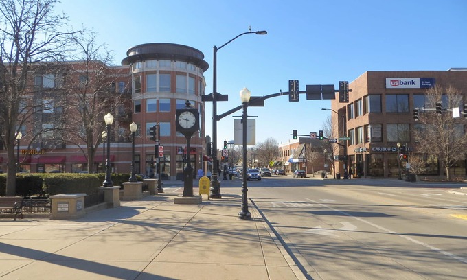 Downers Grove Haus | Modern Luxury in Downers Grove