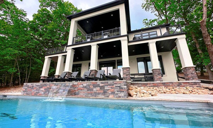 Osage Beach Haus | Modern Luxury! Sleeps 24! Pool, Spa, Golf, Arcade, Dock! Deep Cove, Calm Waters!