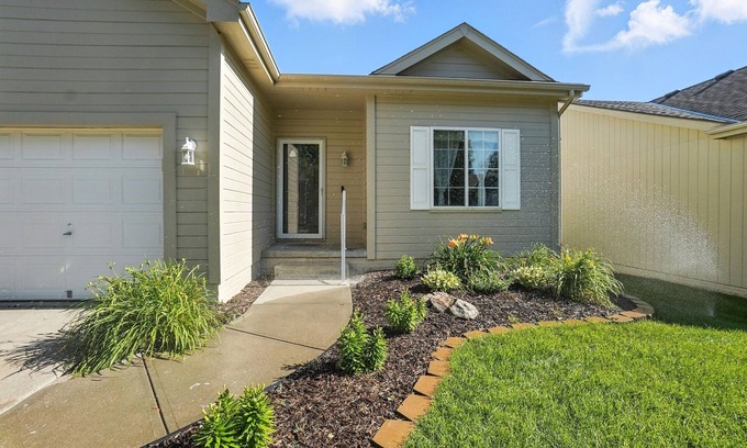 McArdle Haus | Modern Nest in NW Omaha