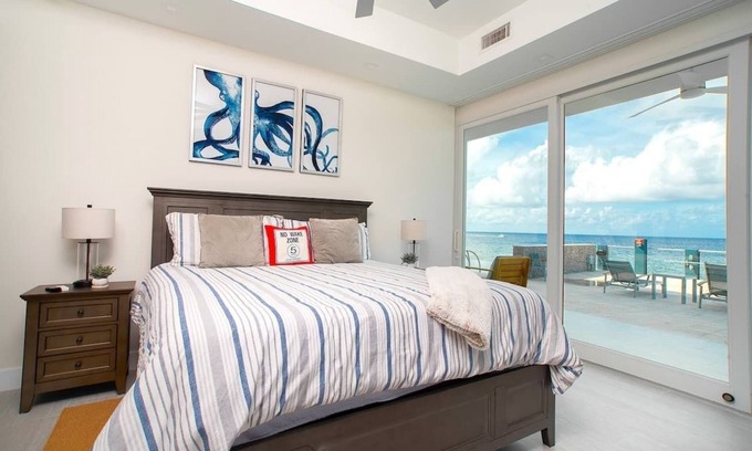 Northwest Point Eigentumswohnung | Modern Oceanfront 3 Bdr Condo /w Pool + Diving