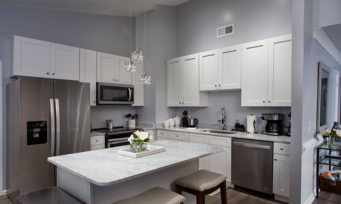 Whitemarsh Island Haus | Modernes Rustic Home Central in Savannah und Tybee