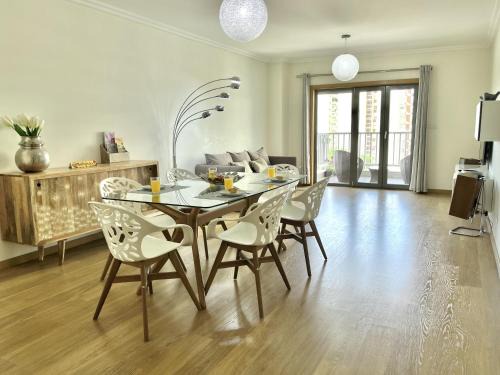 Olivais Wohnung | Modern & Spacious APT with River View