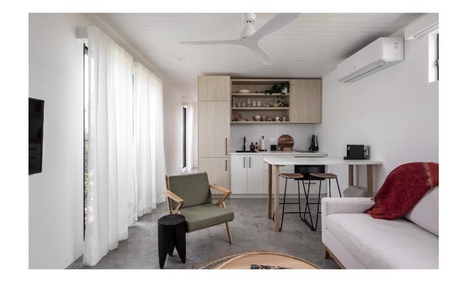 Albion Park Rail Wohnung | Modern Studio with Outdoor Bath and Cabin Sauna