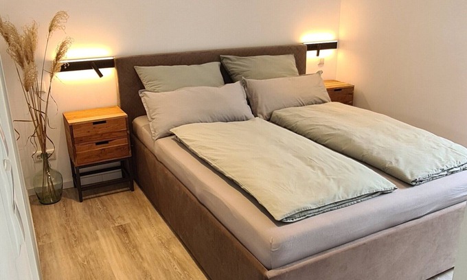 Wunsdorf Haus | Moderner Ferienbungalow in der Waldsiedlung Neuhof am Großen Wünsdorfer See