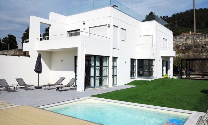 Caminha Villa | Moderne Villa - 300 Meter vom Meer entfernt - Casa da Légua