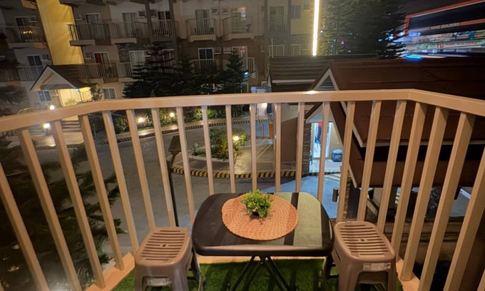 Baguio Eigentumswohnung | Moldex Baguio with Balcony Wifi Netflix Near City