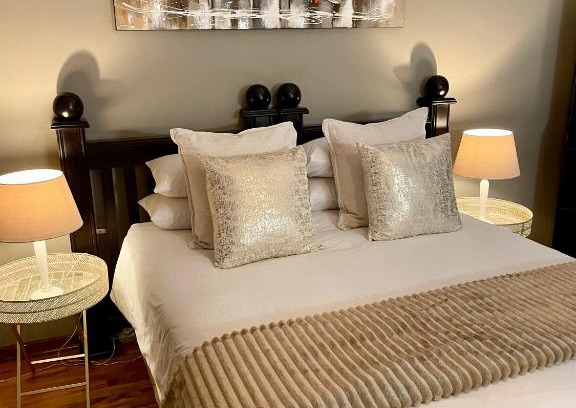 Klerksdorp Haus | Moments Guest House