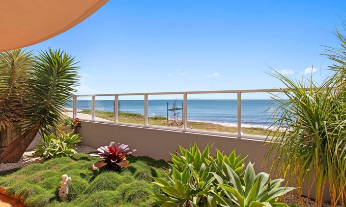 Redcliffe Wohnung | "Mon Plaisar 5" - Redcliffe Q 4020