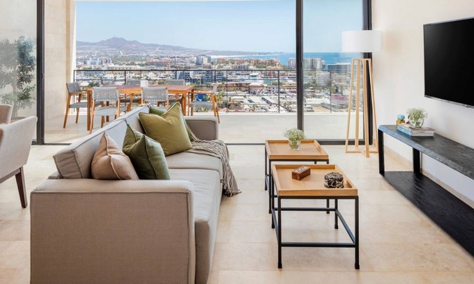 Colonia El Progreso Wohnung | Montemar 402: 2bd Condo Pool Ocean Views Gym